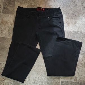 Black Bootcut Jeans 🌼 Elle 🌼 10R 🌼 LNC
